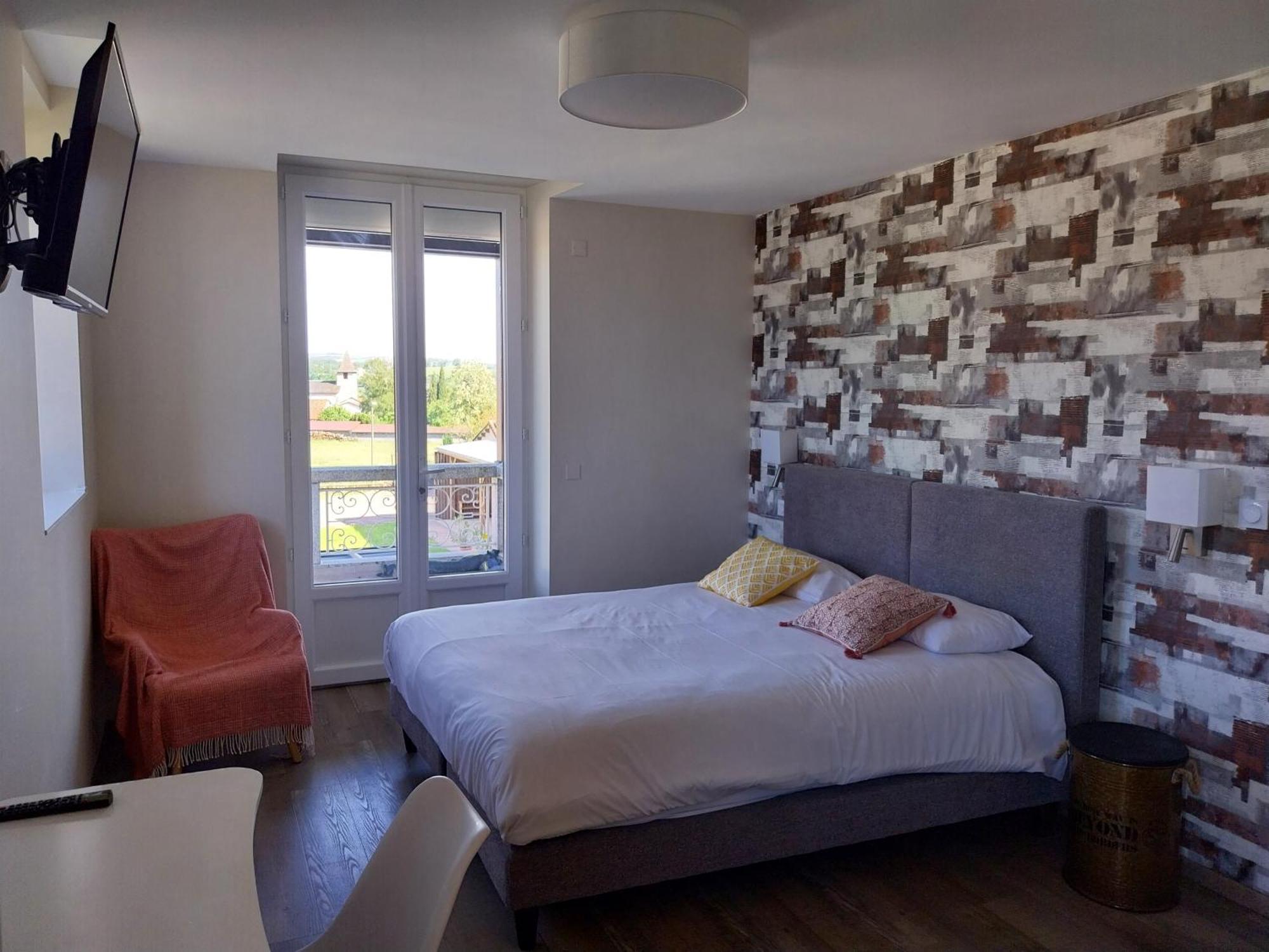 Logis Hotel Restaurant Cruzel Maurs Esterno foto