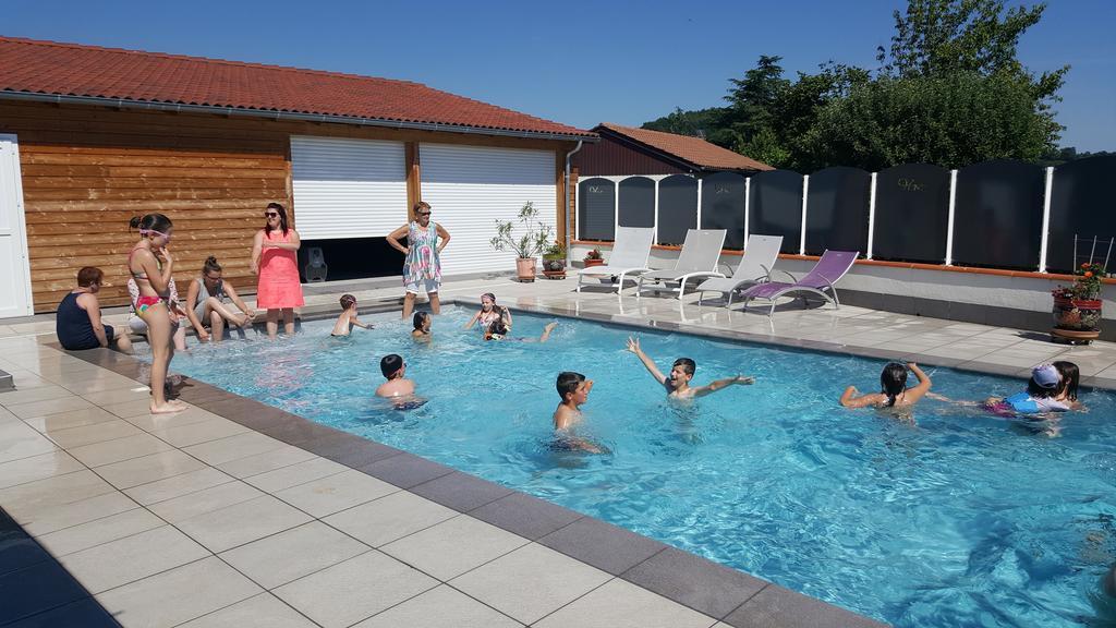 Logis Hotel Restaurant Cruzel Maurs Esterno foto